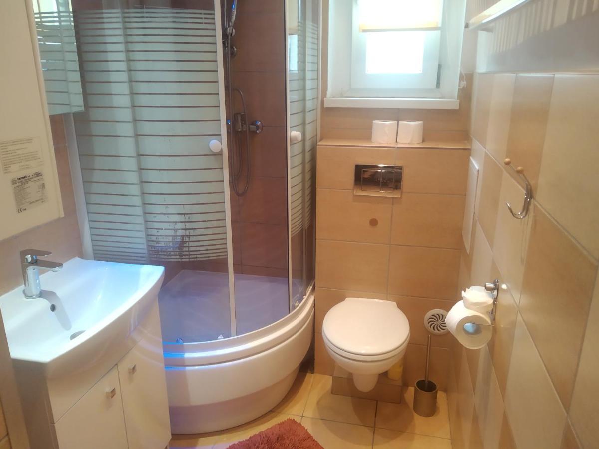 Apartament Przy Wroclawskim Stadionie 외부 사진